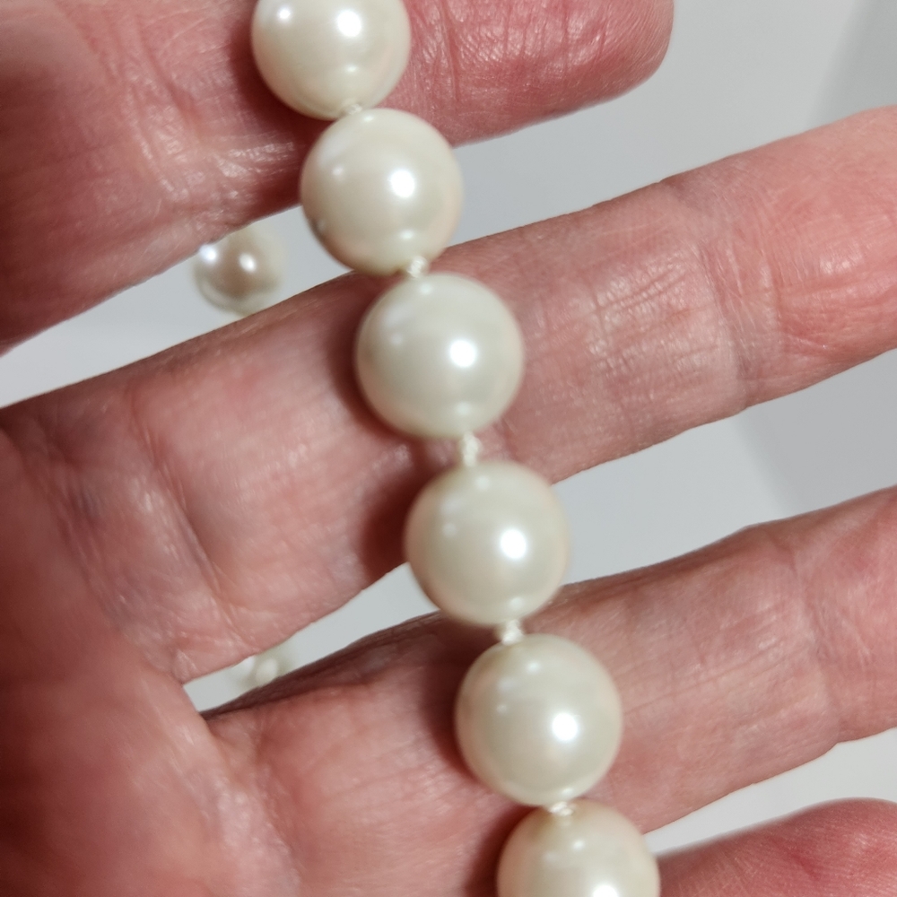 Authentic lauren ralph lauren pearl necklace 10in aprox vintage - Picture 5 of 6